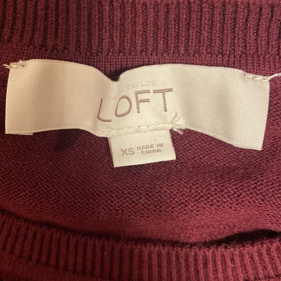 Loft Cranberry Textured XS Sweater - Picture 2 of 10